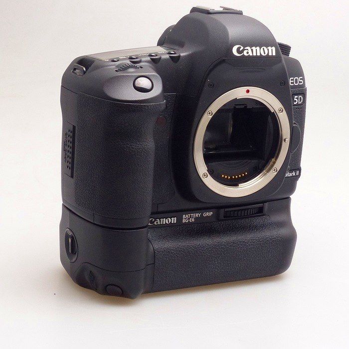 Canon EOS 5D Mark II + BG-E6 S26TA60#015 中古】(キヤノン) Canon