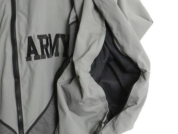 00s 04年製 米軍実物 US ARMY ナイロン トレーニング ジャケット LARGE REGULAR / オールド 軍物 PFU ミリタリー ブルゾン ジャンパー 灰 00s 04年製 米軍実物 US ARMY ナイロン トレーニング ジャケット