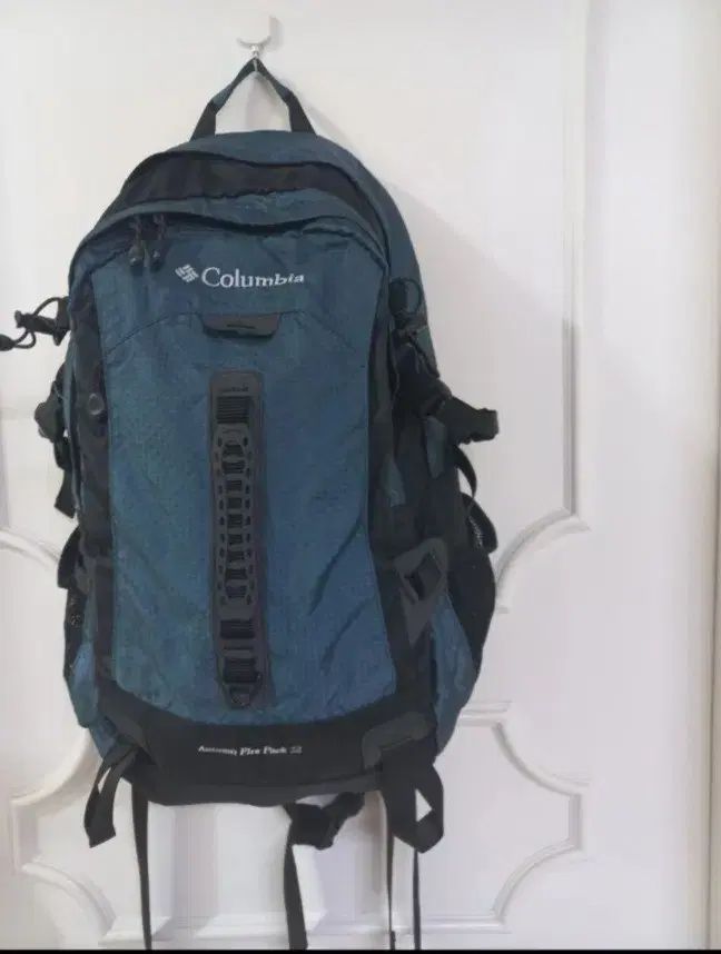 コロンビア ハイキングバッグ 32 リットル