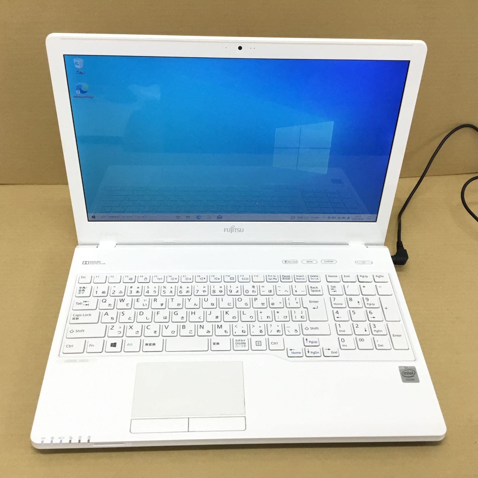 富士通 ノートパソコン FMVA42UW C(3205U)-1.5GHZ 4GB 1000GB 15.6