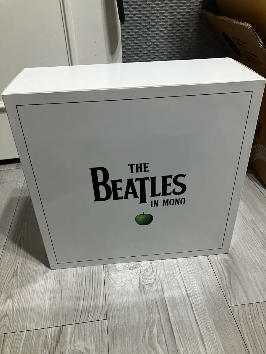 冒険家たちのスケッチブック/ヒュー・ルイス=ジョーンズ/本/大型本 Amazon.co.jp: 冒険家たちのスケッチブック 発見と探検のリアル