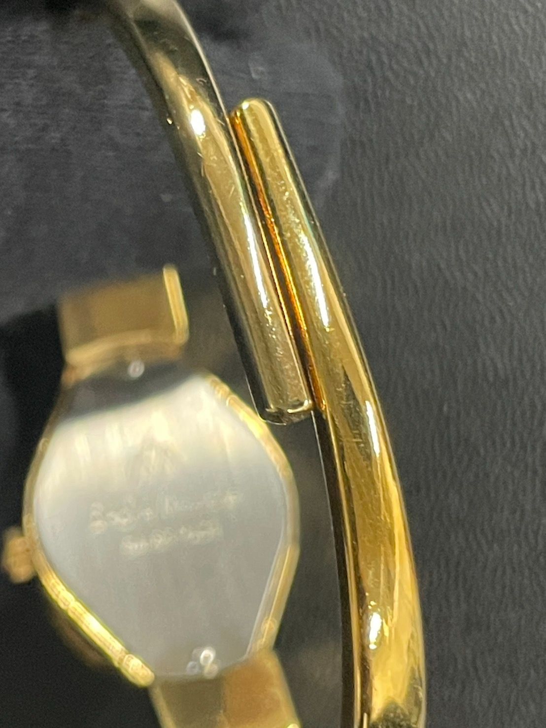 Andre Mouche アンドレムッシュ カメオ　 バングル Andre Mouche】アンドレムッシュ カメオ バングルウォッチ