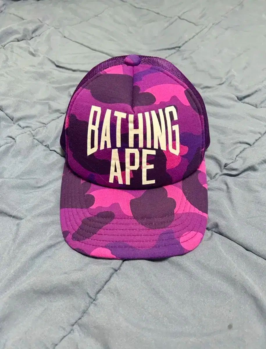 A BATHING APE アベイシングエイプ 最高 COLOR カモフラ メッシュ