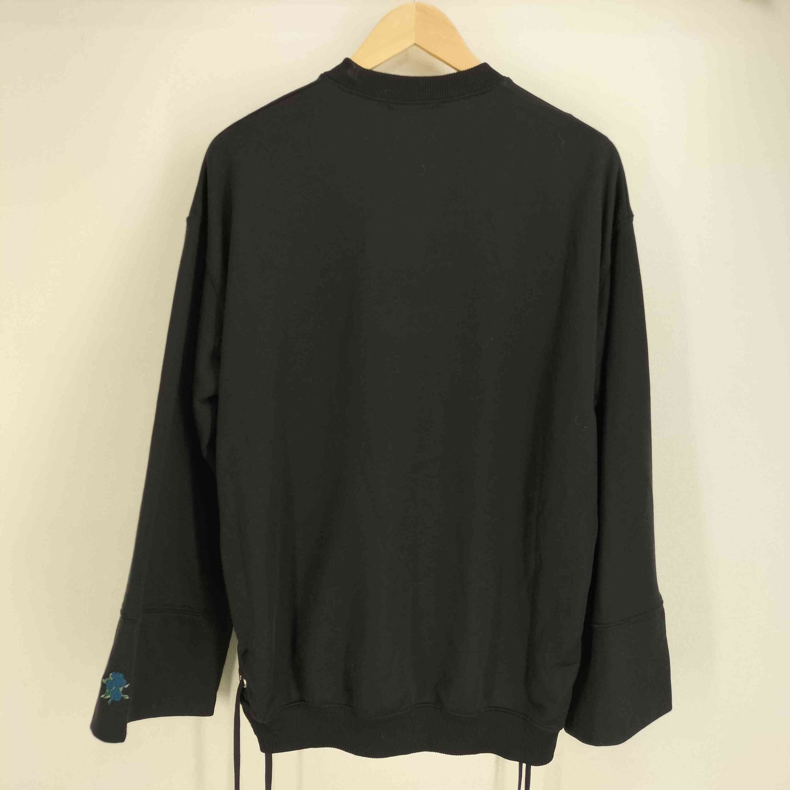 [美品] 希少! ado × HARE サイドレースアップ シシュウスウェット ado HARE コラボ サイドレースアッローズシシュウスウェット