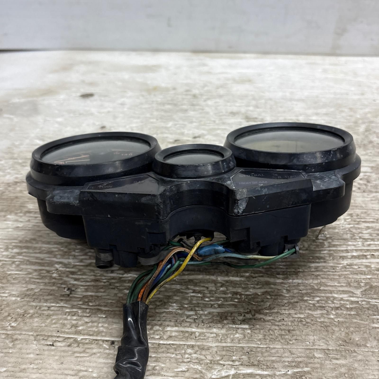 お早めにどうぞ！！ HONDA CBX550F メーター ホンダ 伝統的な