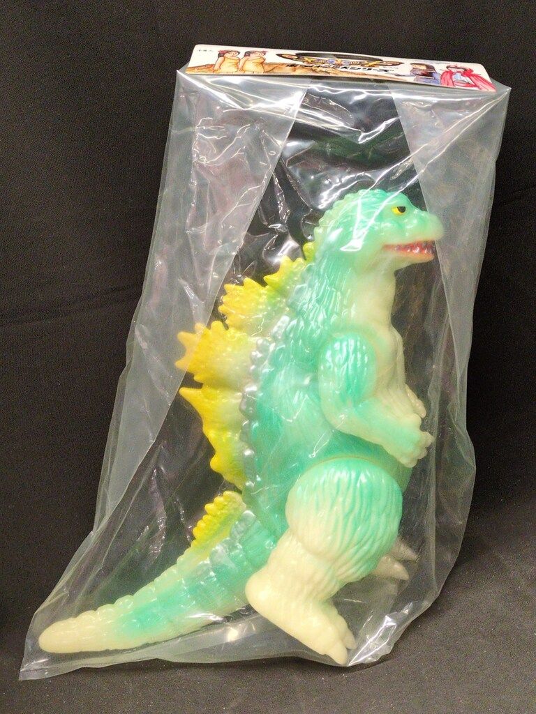 M1号 世紀の大怪獣ブルマァクの怪獣シリーズ ブルマァクゴジラ 蓄光 M1