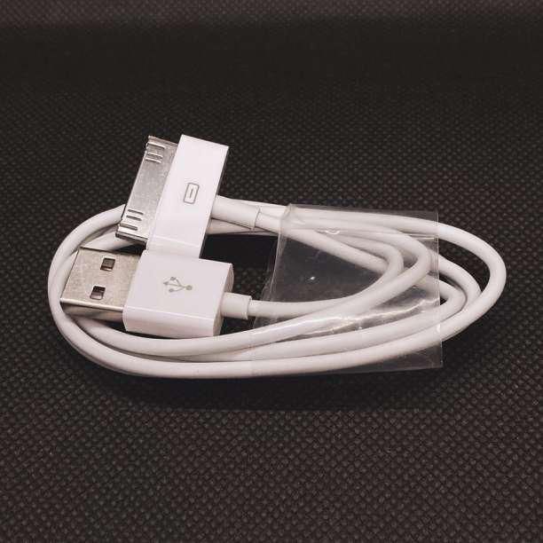 旧型 iPhone/iPad iPod 充電ケーブル USB 白 1m - メルカリ