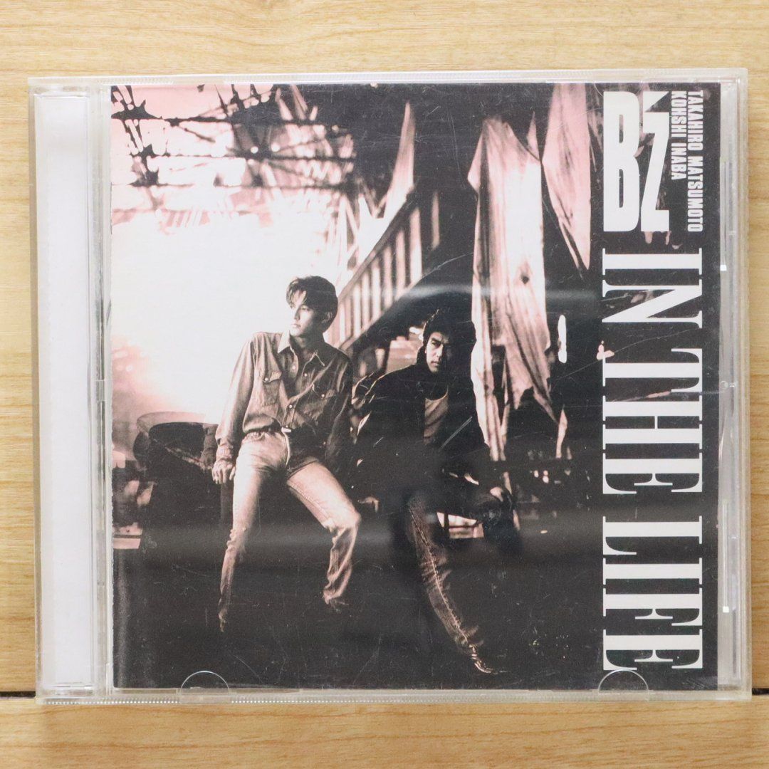 国内盤CD☆ビーズ/B'z□ IN THE LIFE 【BMCR64/4938068100126
