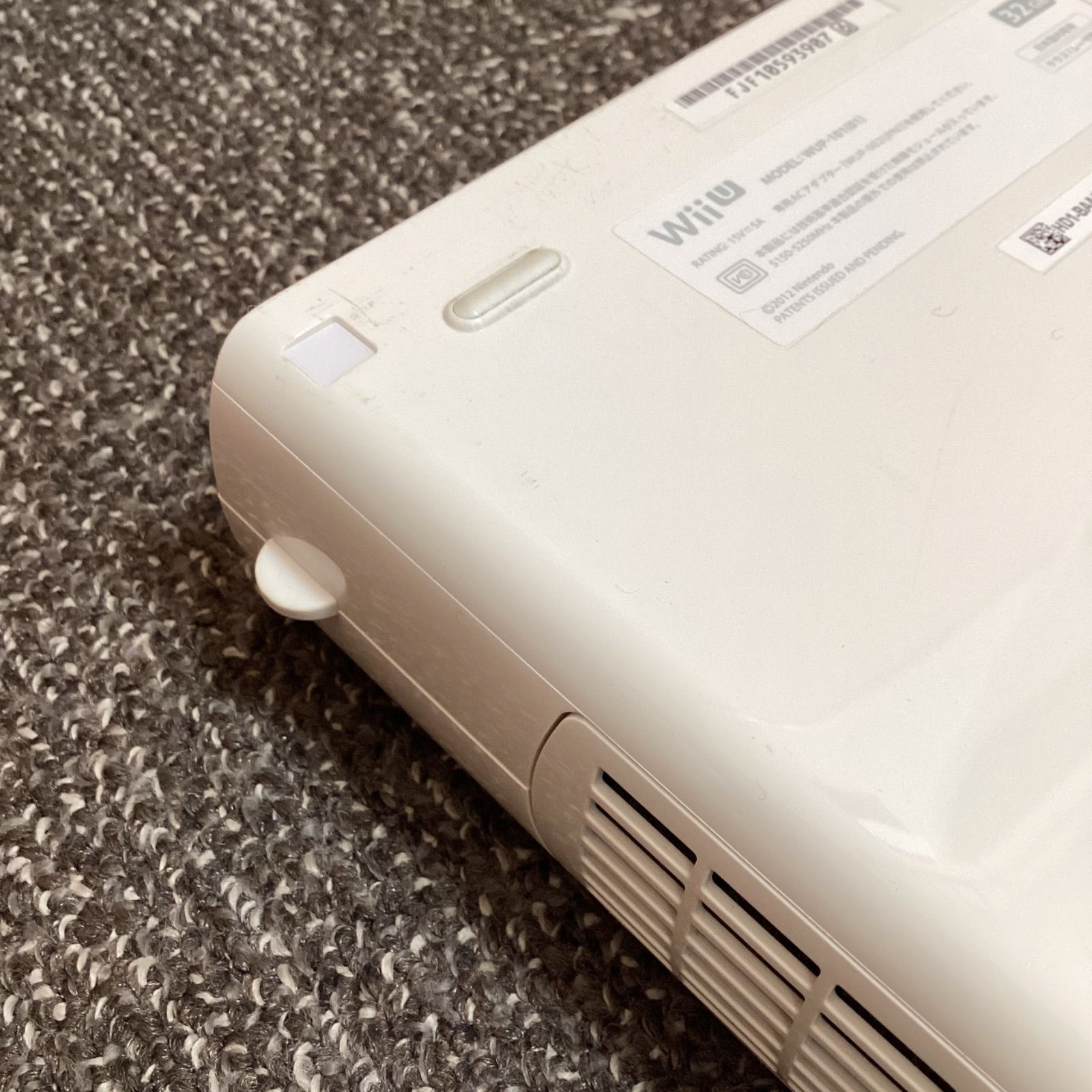 192,ジャンク品　WiiU 本体　コントローラー　WiiUコンソールACアダプター　3点セット　コントローラー充電器・タッチペン欠品【配送のみ,現地引き取り不可】【リユース品】