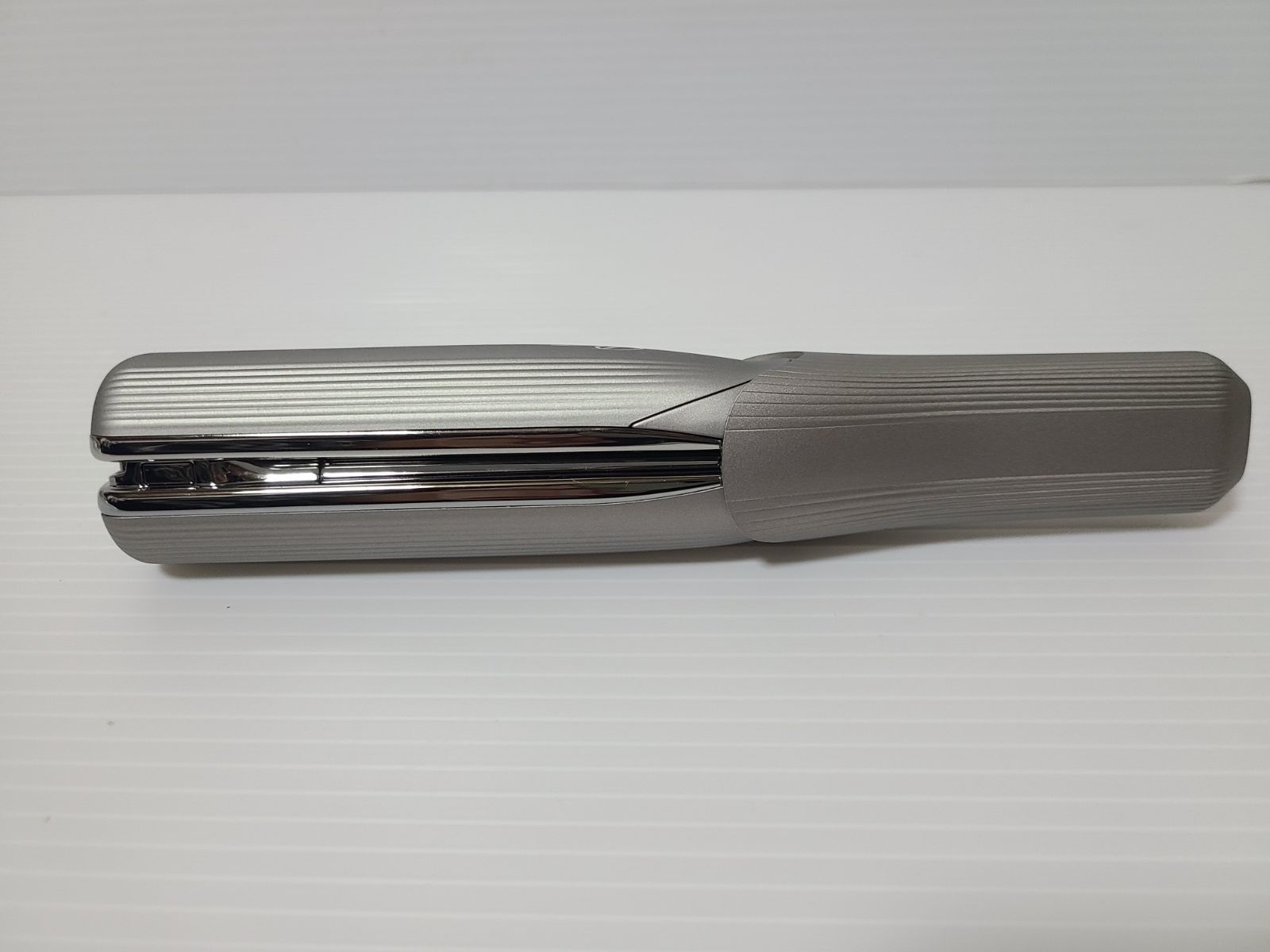 リファフィンガーアイロン RE-BL-15A