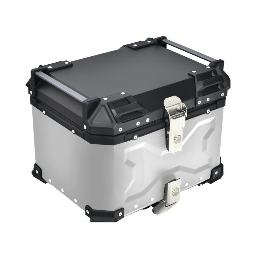 オートバイ用　リヤBOX 55リットル　新品・未使用 オートバイ用リヤBOX 55リットル新品・未使用