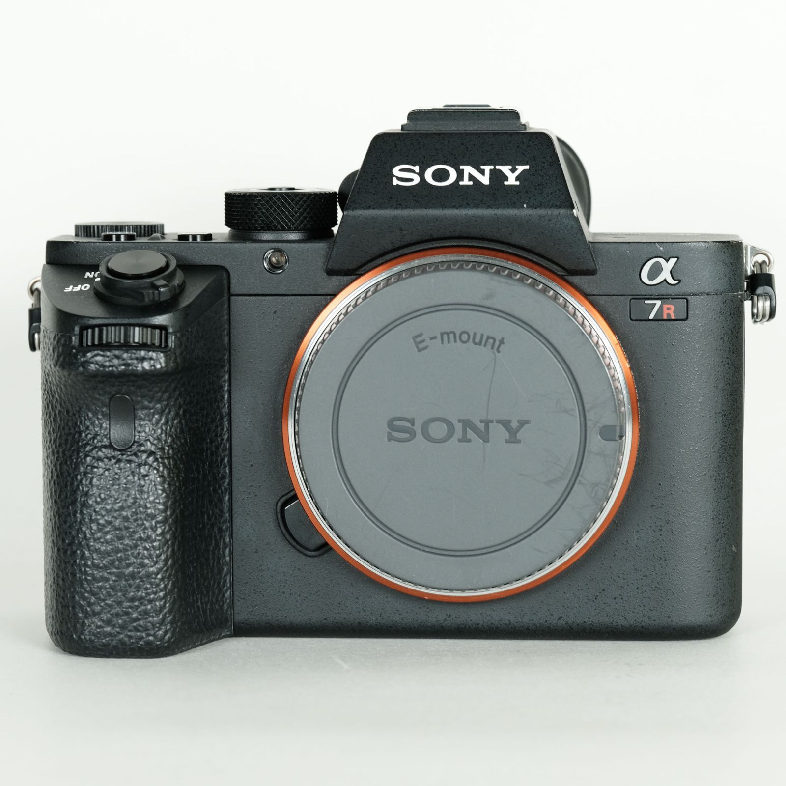 SONY α7Ⅱ ILCE-7M2 バッテリー2個、チャージャー付き 並品｜バッテリー3個・チャージャー2個付] SONY α7 II（ILCE-7M2