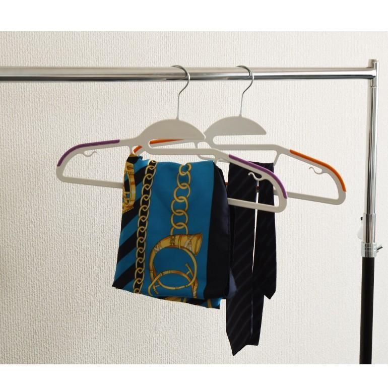 ハンガー すべらない