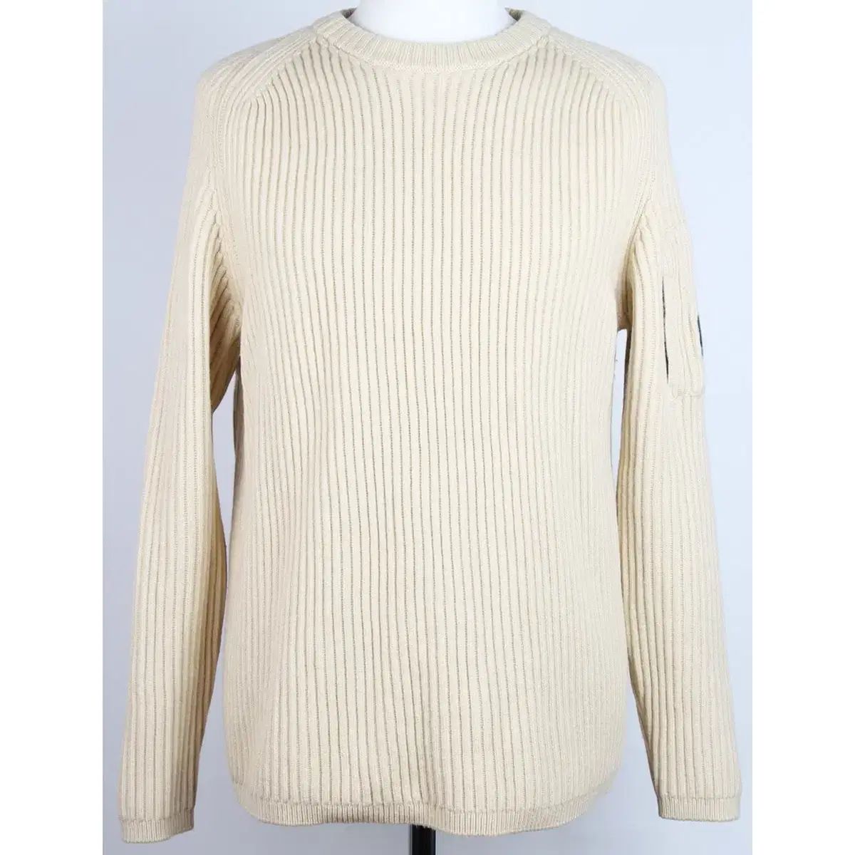 C.P. COMPANY シーピーカンパニー レンズ ワッペン ウール ニット アイボリー 54 105-110