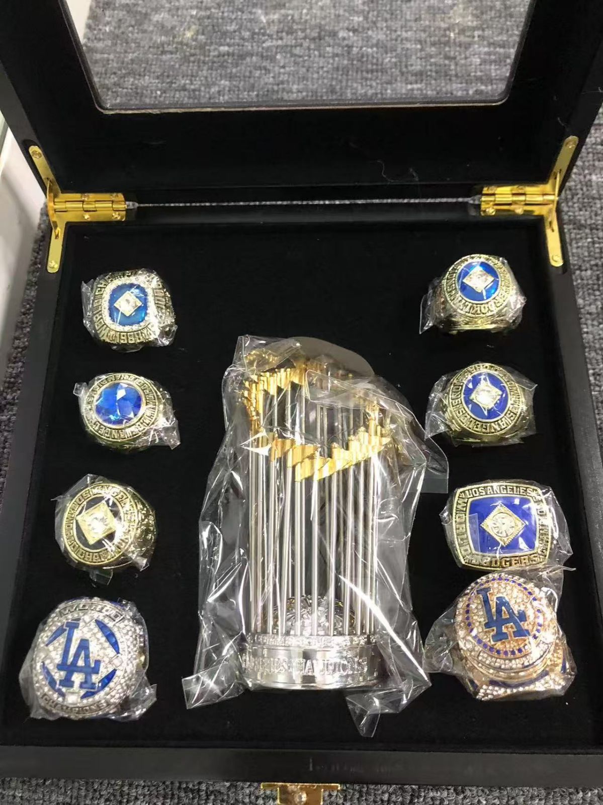 大谷翔平 ワールドシリーズ優勝 トロフィー＆リング セット