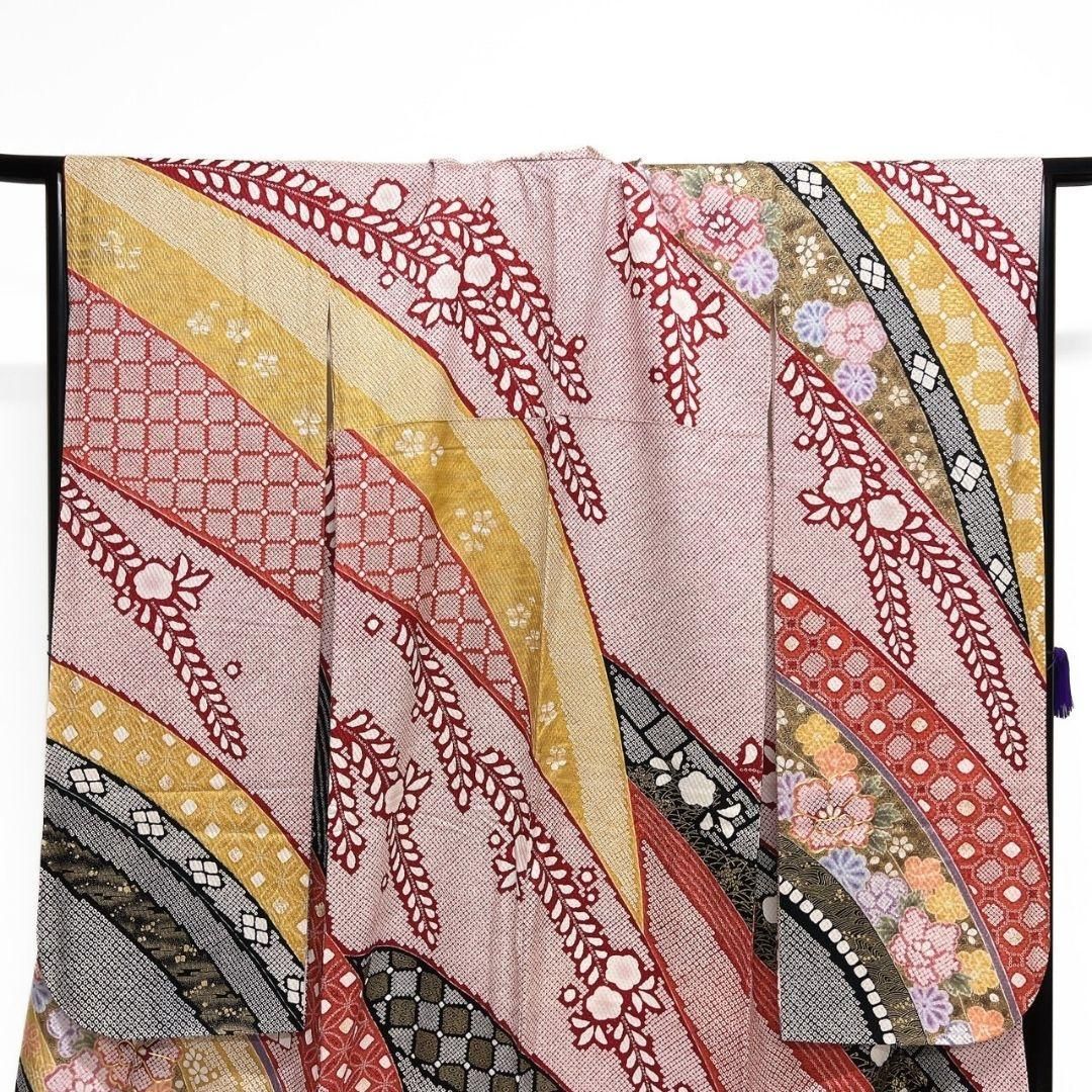 金駒刺繍　総絞り　鹿の子　牡丹　梅花　振袖　着物　102a p 振袖 総絞り 金駒刺繍 牡丹 藤の花 熨斗 成人式 晴れの日 着物
