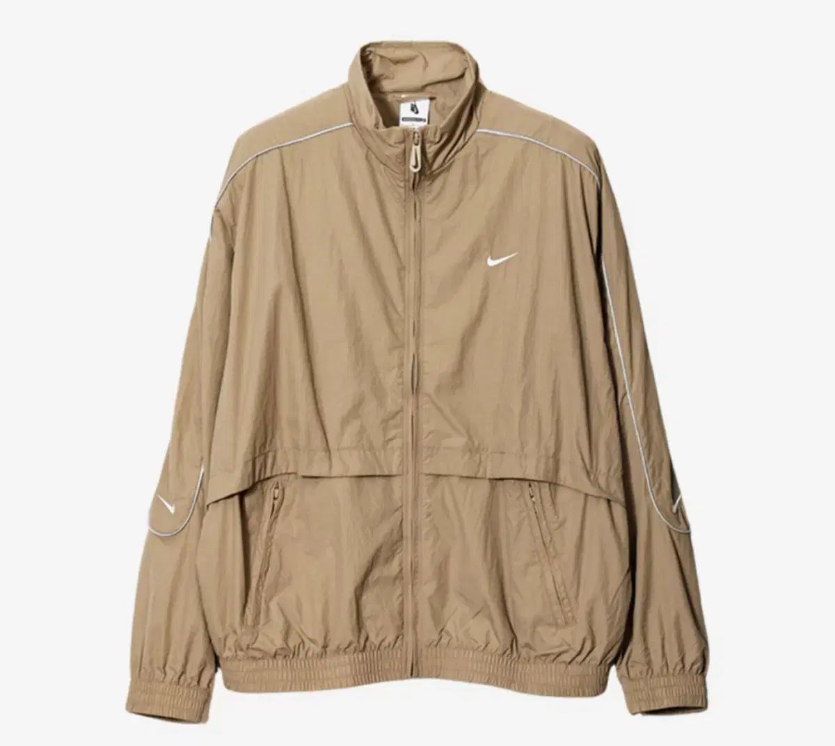 NIKE ナイキ ソロスウシ ウィンドブレーカー カーキ 白