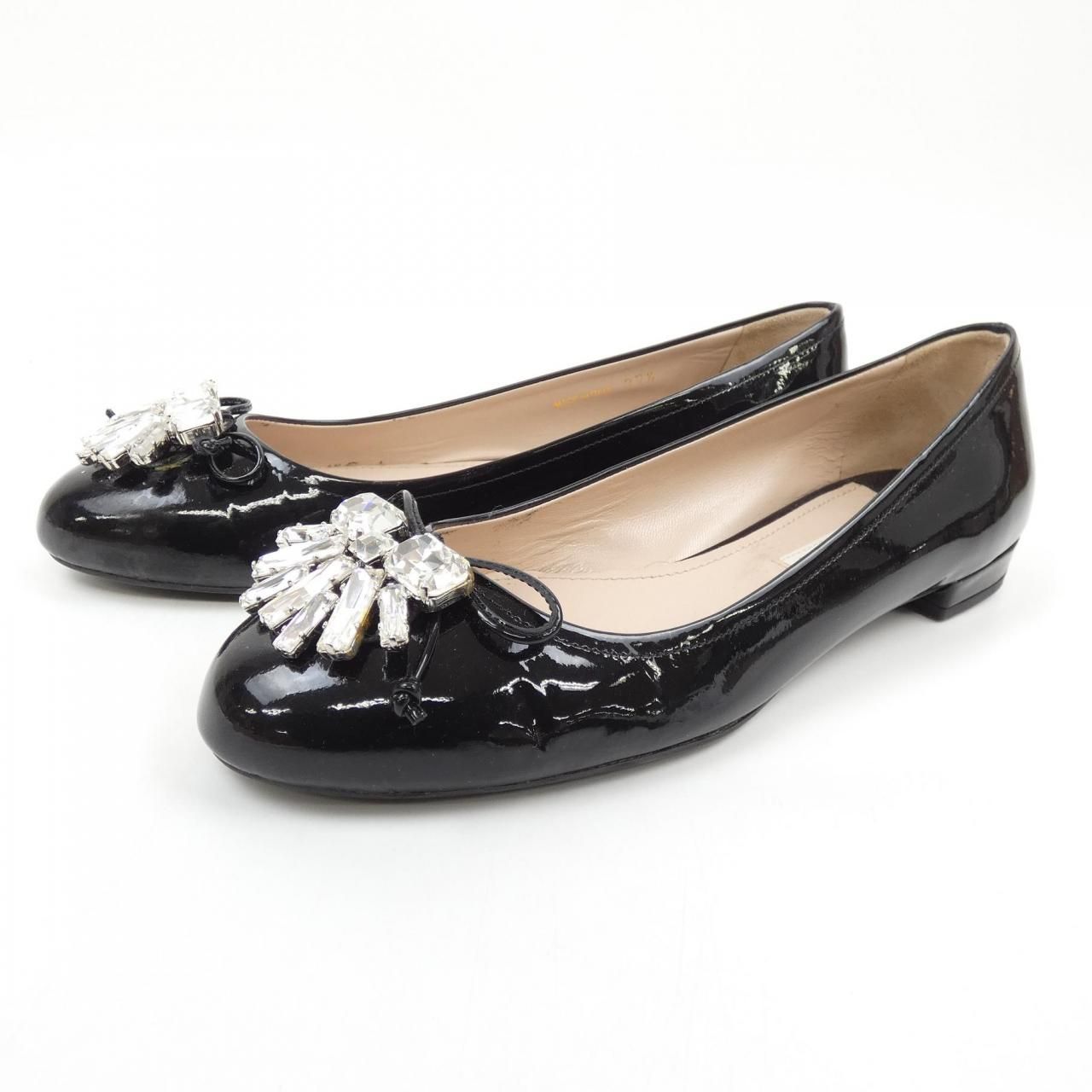 MIUMIU　ビジュフラットシューズ　37.5(エコメルカリ便) MIUMIU ビジュフラットシューズ 37.5(エコメルカリ便) - メルカリ