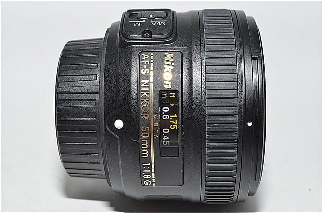 新品級 ニコン単焦点 AF-S NIKKOR 50mm f/1.8G Amazon.co.jp: Nikon 単焦点レンズ AF-S NIKKOR 50mm f/1.8G