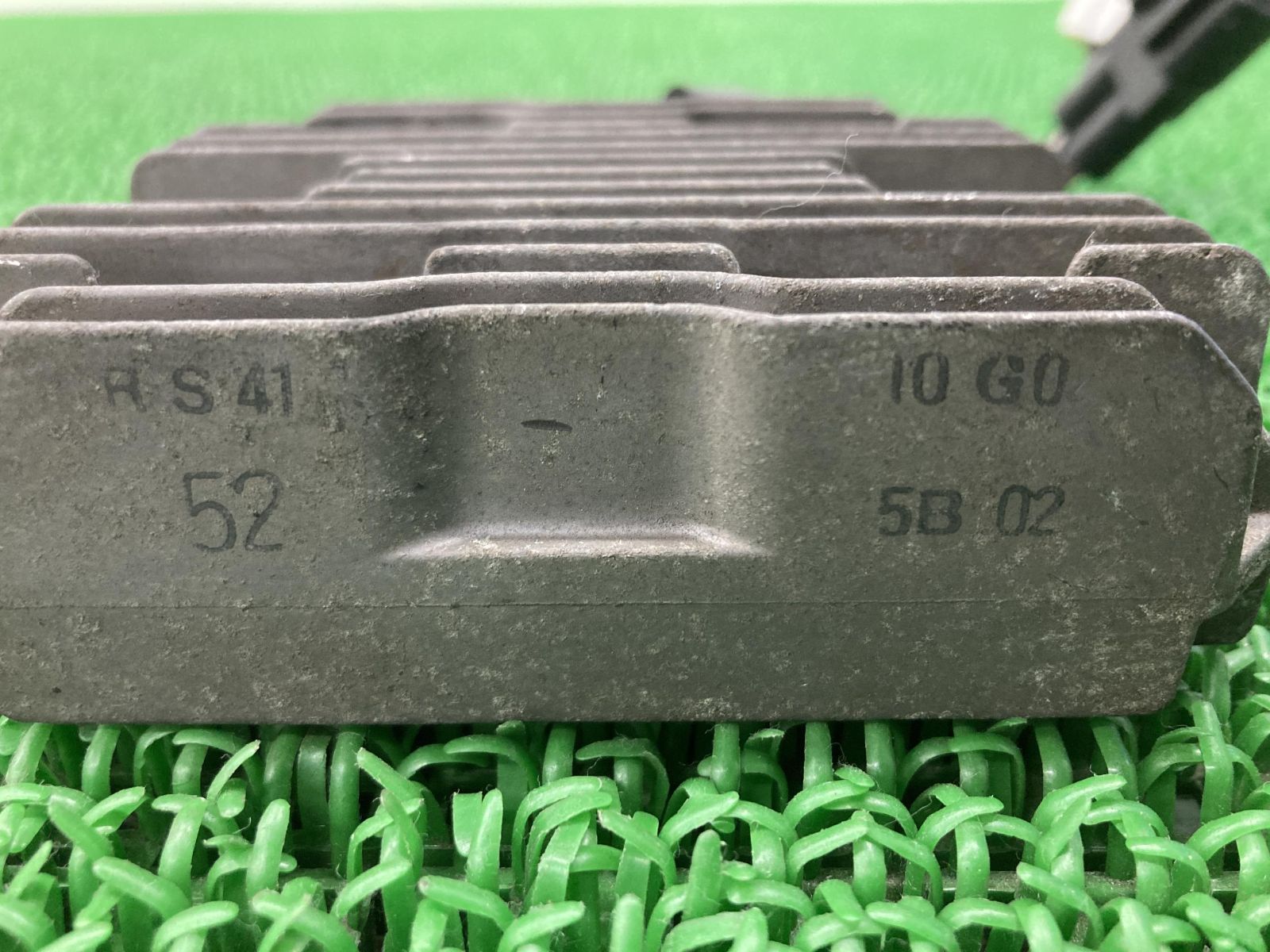 スカイウェイブ650 レギュレター スズキ 純正 中古 バイク 部品