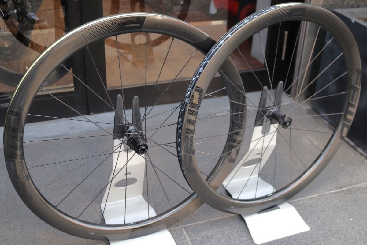 ファストフォワード FFWD RYOT 44 DISC カーボン ディスク
