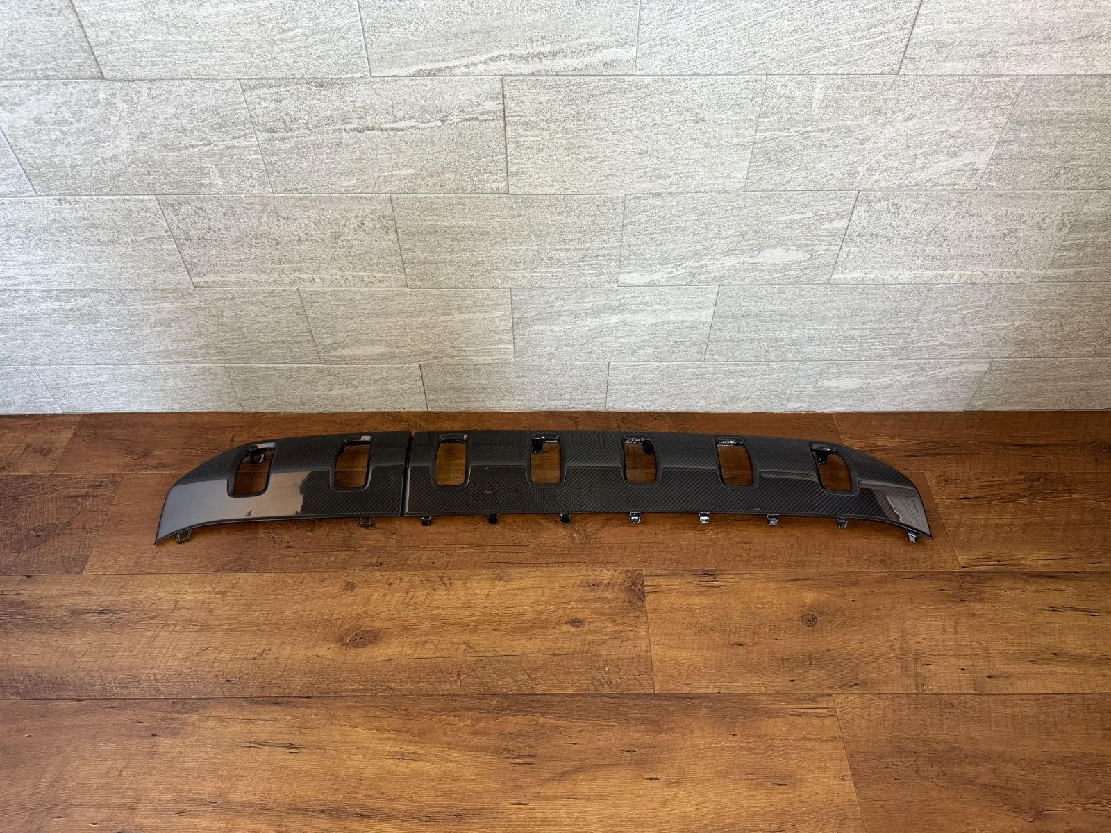 ベンツ Gクラス W465 G63 ドライカーボン フロントアンダーガード 商品