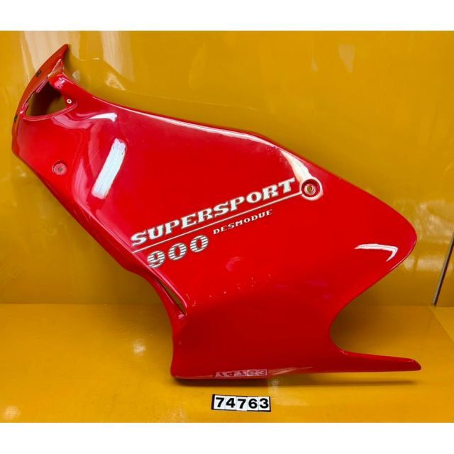 74763 Ducati ドゥカティ ドカティ900SL 900SS 純正サイドカウル アンダー フロント 赤 ひび割れあり