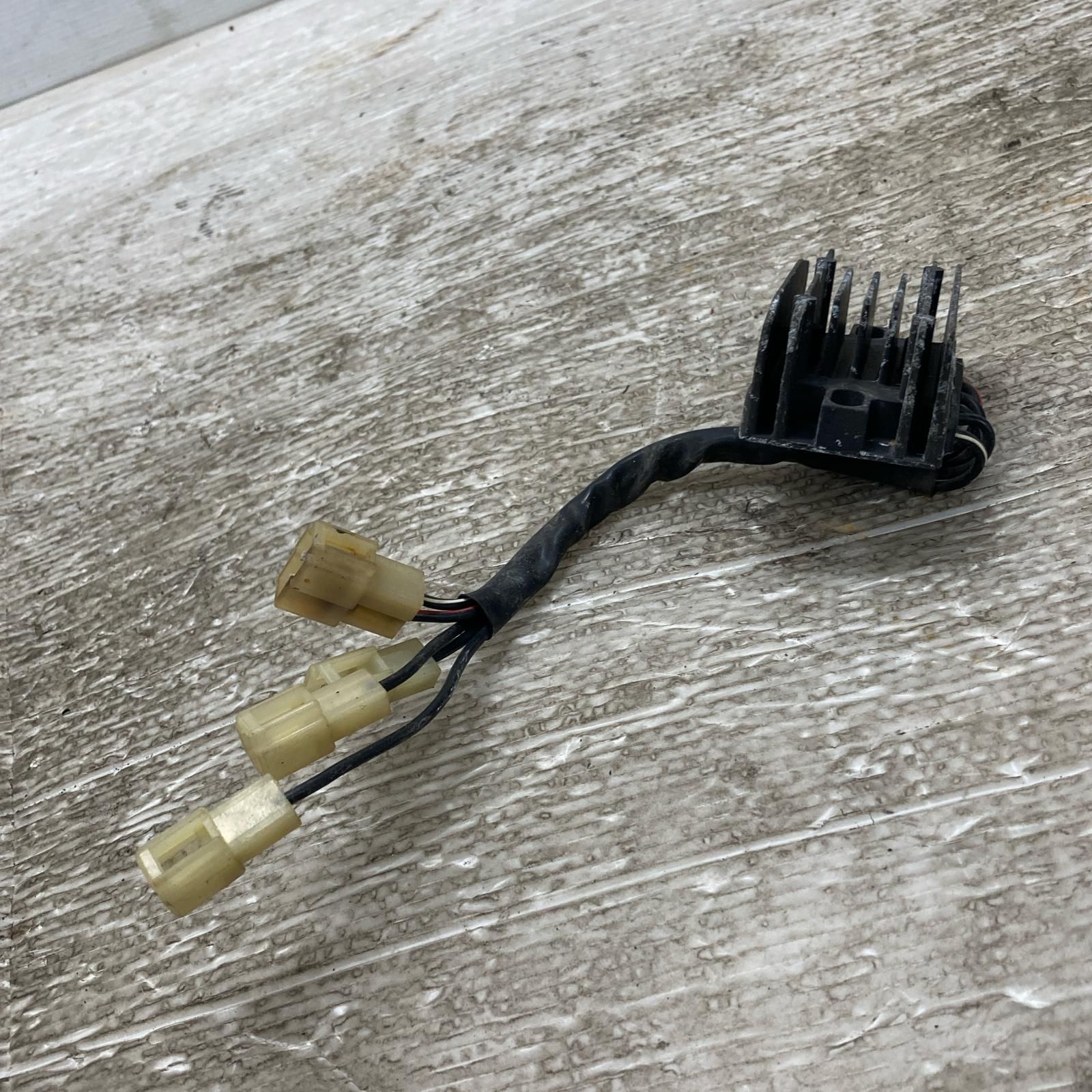 SUZUKI バンディット250 GJ74A レギュレター スズキ BRIGHTFACE_UK