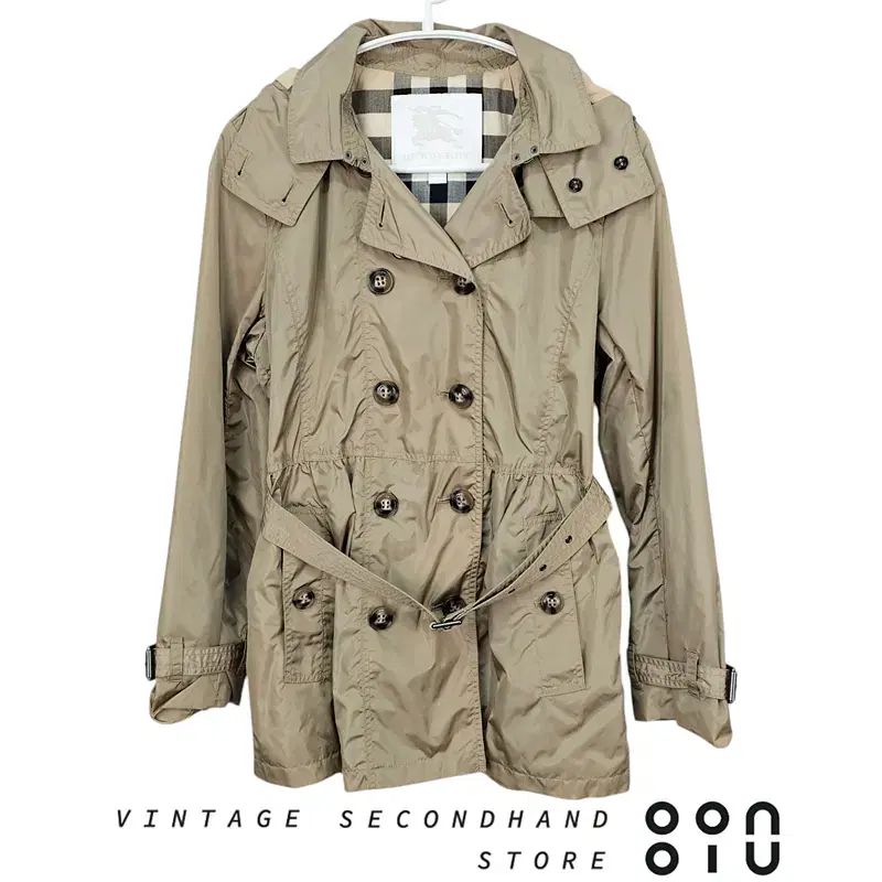 164 BURBERRY BURBERRY(バーバリー ) キッズ フード トレンチコート 