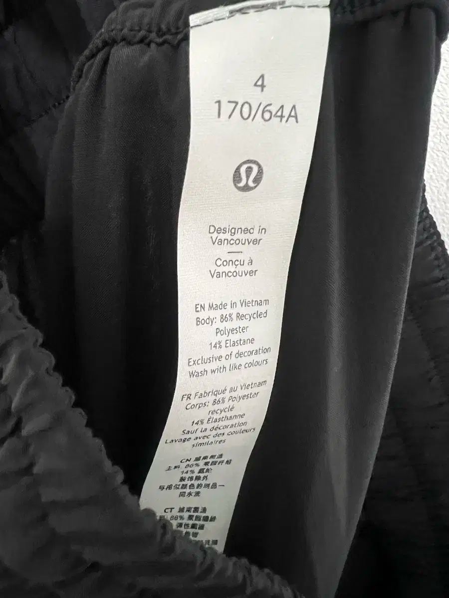 lululemon ルルレモン