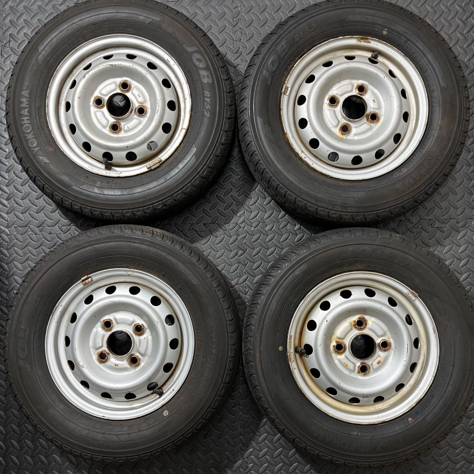 20年製 145R12 6PR LT ヨコハマ JOB RY52 ミニキャブ クリッパー U61 U71 夏タイヤ