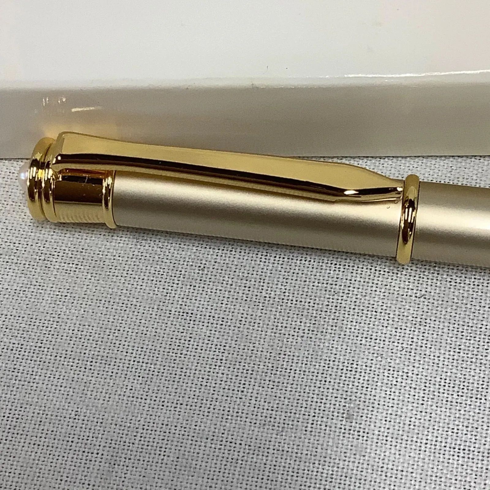 ゴールド系♪摘みたてミモザのオリジナルレジンビーズとパールのボールペン♥️ ミキモト パール付きボールペン タカシマヤオリジナル ゴールド