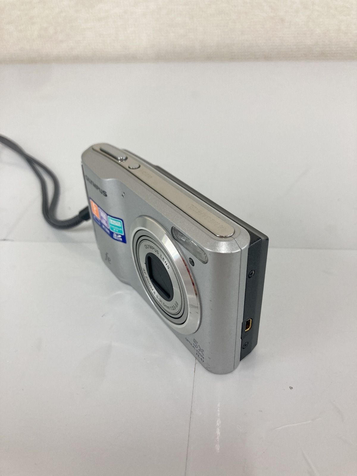 OLYMPUS FE コンパクトデジタルカメラ シルバー 516nq6jkTPS._UF1000,1000_QL80_.jpg