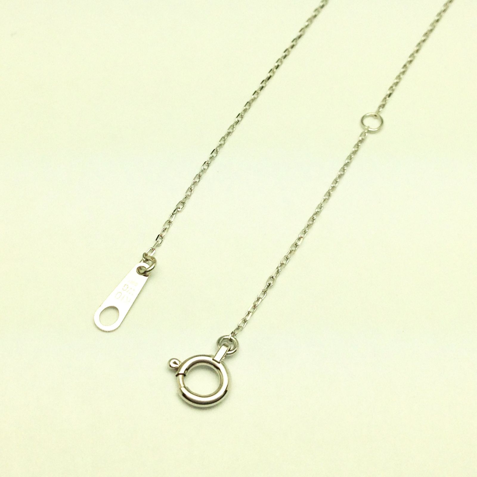 12月の誕生石タンザナイトK10ホワイトゴールドツイントッププチネックレス