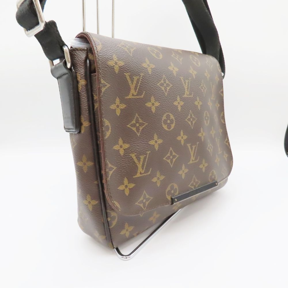 LOUIS VUITTON ルイヴィトン M40935 ディストリクトPM ショルダーバッグ メンズ A2300234