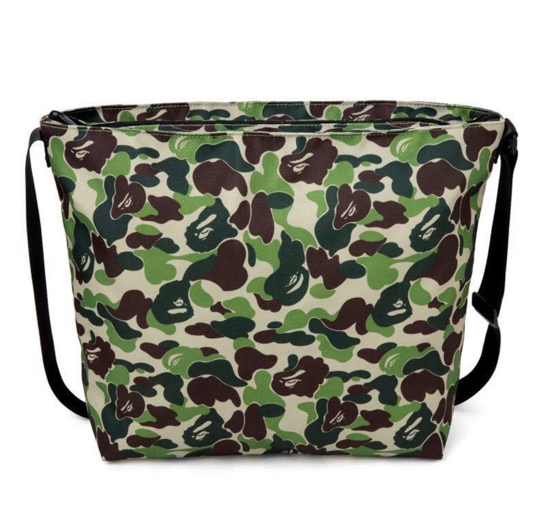 BAPE◆A BATHING APE／◆ビッグショルダーバッグ◆付録品ノベルティ