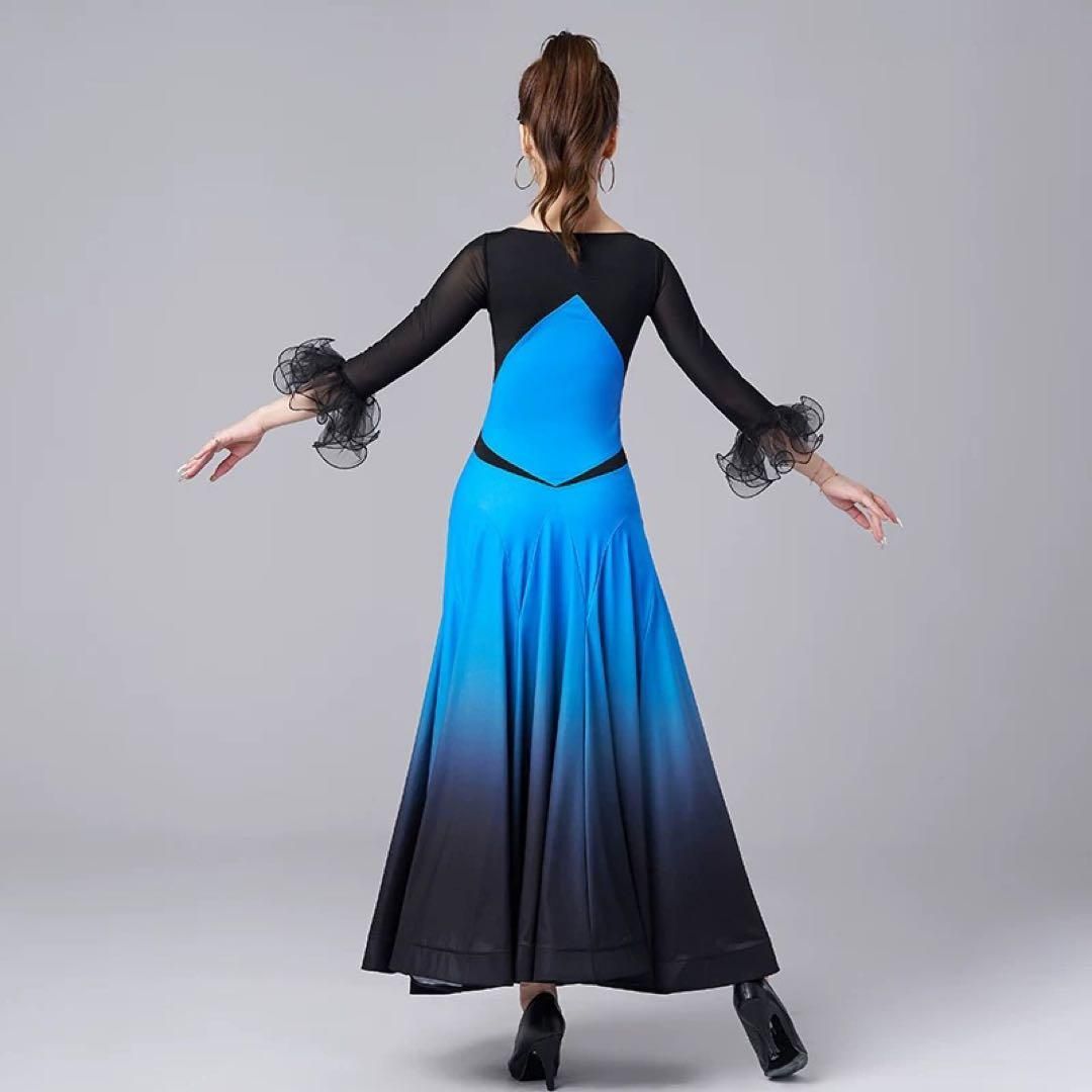 新品未使用ストーン付きダンス練習用ワンピース??スタンダードの練習着