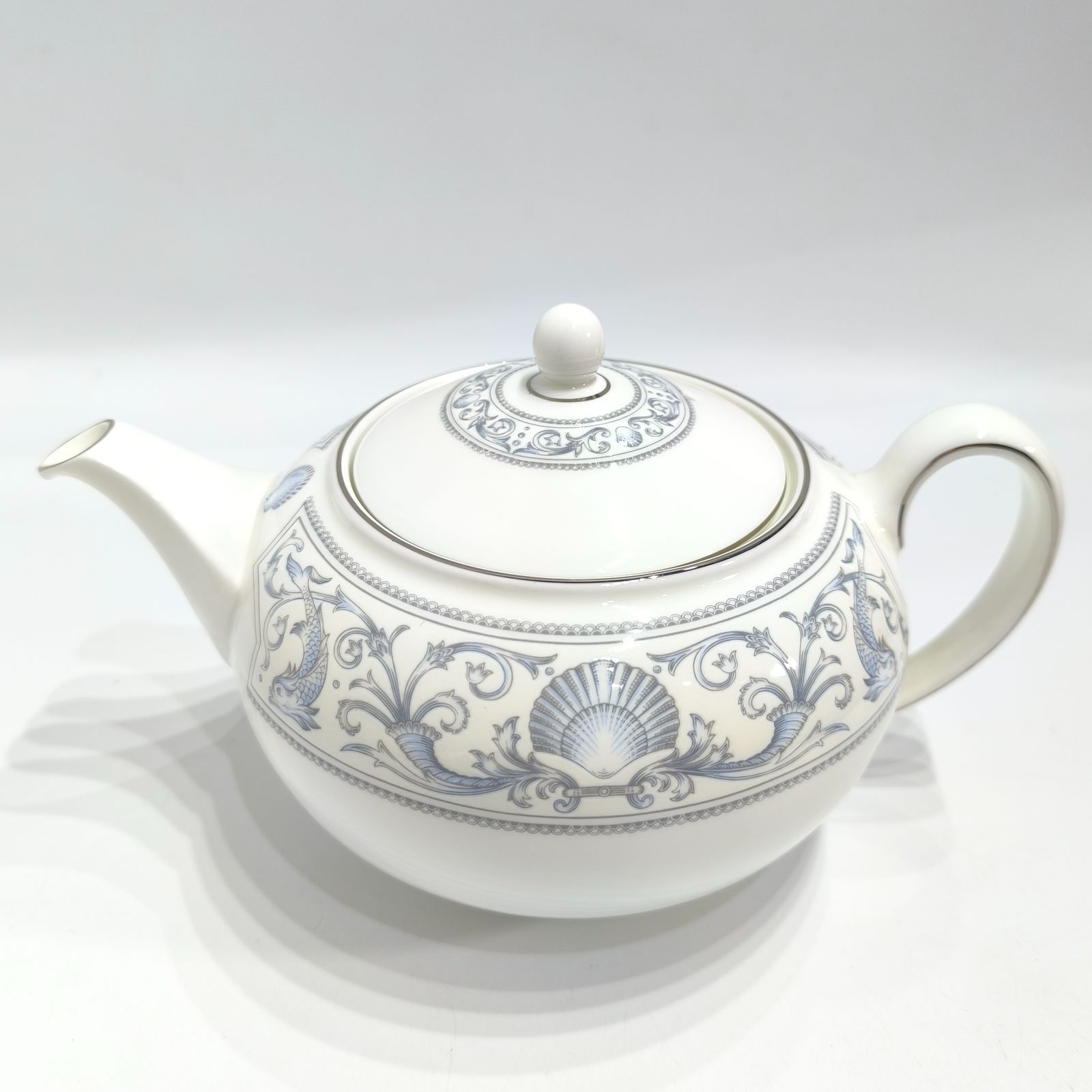 ウェッジウッド ドルフィンホワイト ティーポット 黒壺ヴィンテージ WEDGWOOD Dolphins White R4652