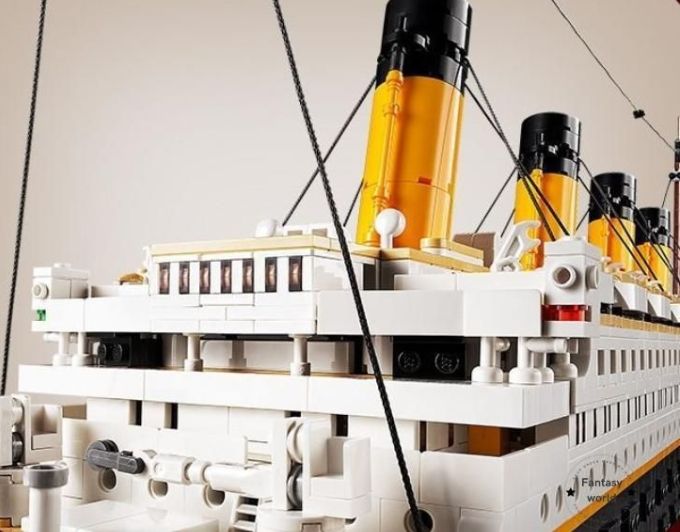 LEGO