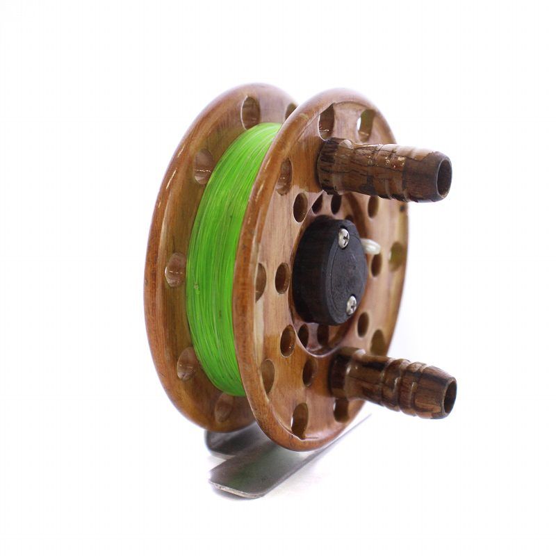 つるや釣具 太鼓リール タイコリール 木製 黒鯛 ヘチ チヌ 釣り ロゴ