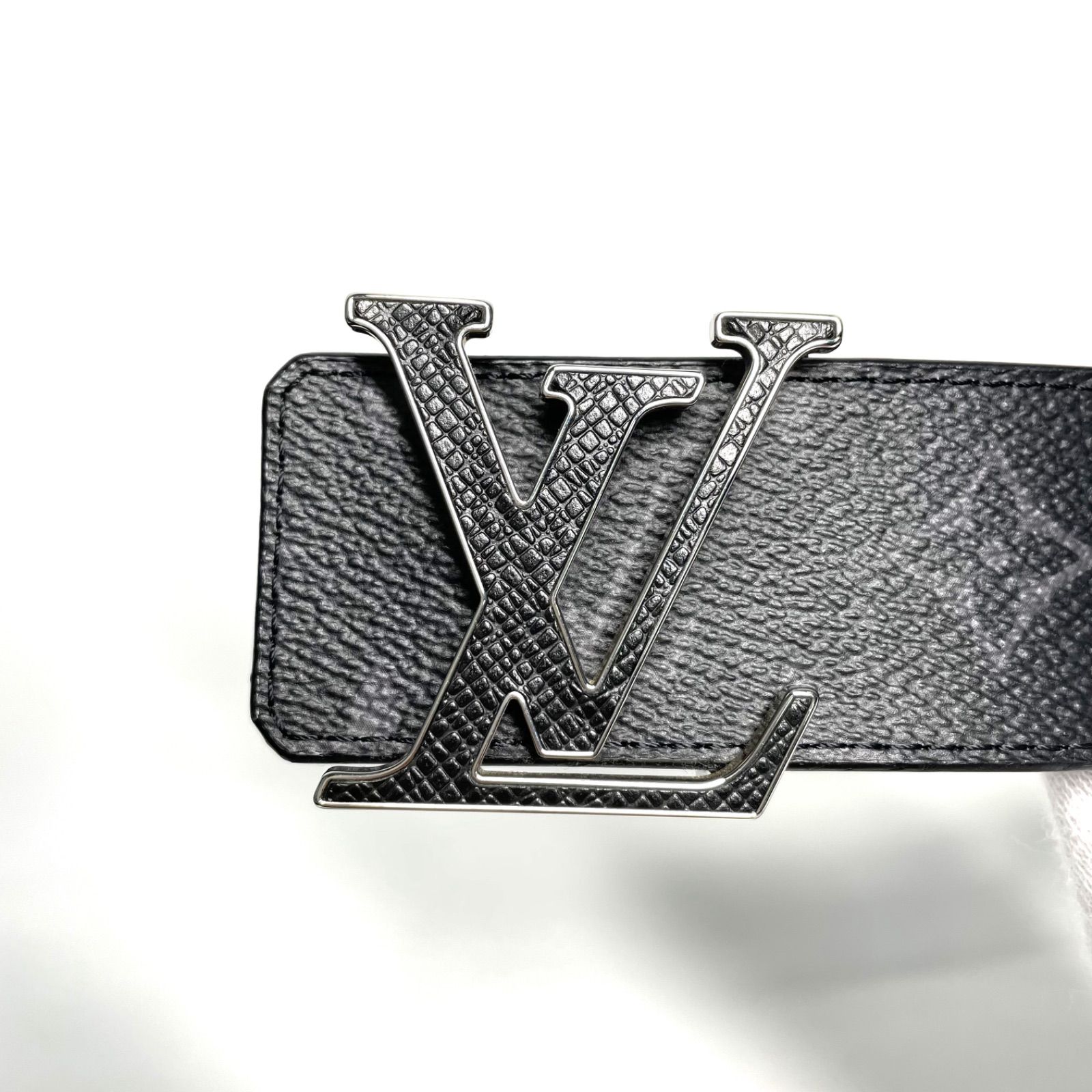 週末セール　美品 　ベルト　 箱付 ルイヴィトン LVイニシャル モノグラム 楽天市場】LOUIS VUITTON ルイヴィトン サンチュール・LV