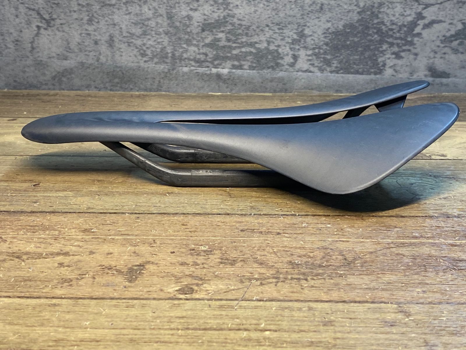 bontrager ボントレガー xxx トリプルエックス フル カーボンサドル JA019 ボントレガー BONTRAGER トリプルエックス XXX CARBON サドル