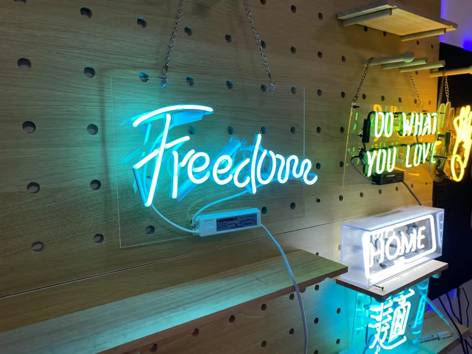 オリジナル 青色 ネオン管 Freedom LED 壁掛け インテリア オーダー 