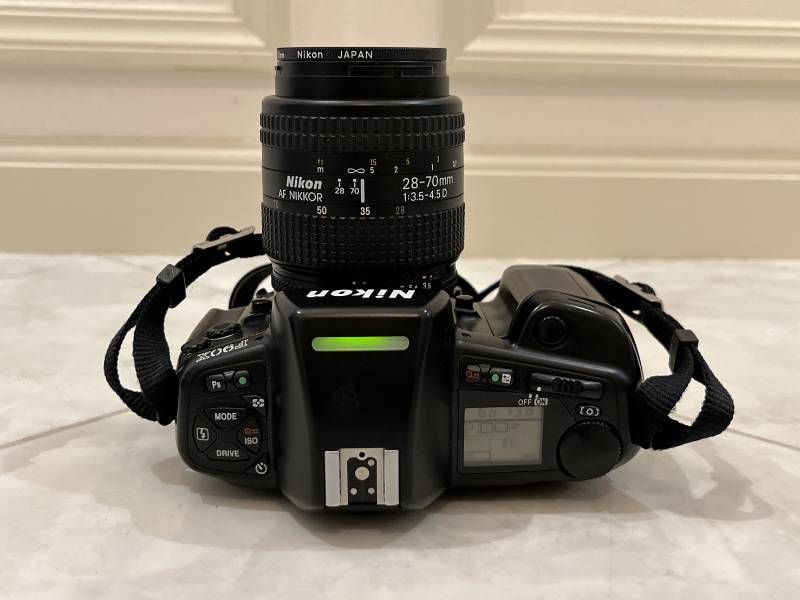 Nikon F90X 一眼レフ フィルムカメラ MB-10 縦位置グリップ ニコン
