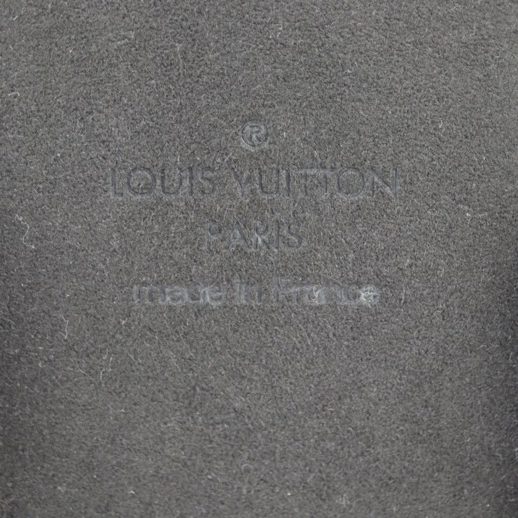 LOUIS VUITTON ルイ ヴィトン IPHONE バンパー 15 Pro その他小物 M82889 モノグラムリバース レザー  ブラウン ブラック iPhoneケース スマホケース ビトン 【本物保証】