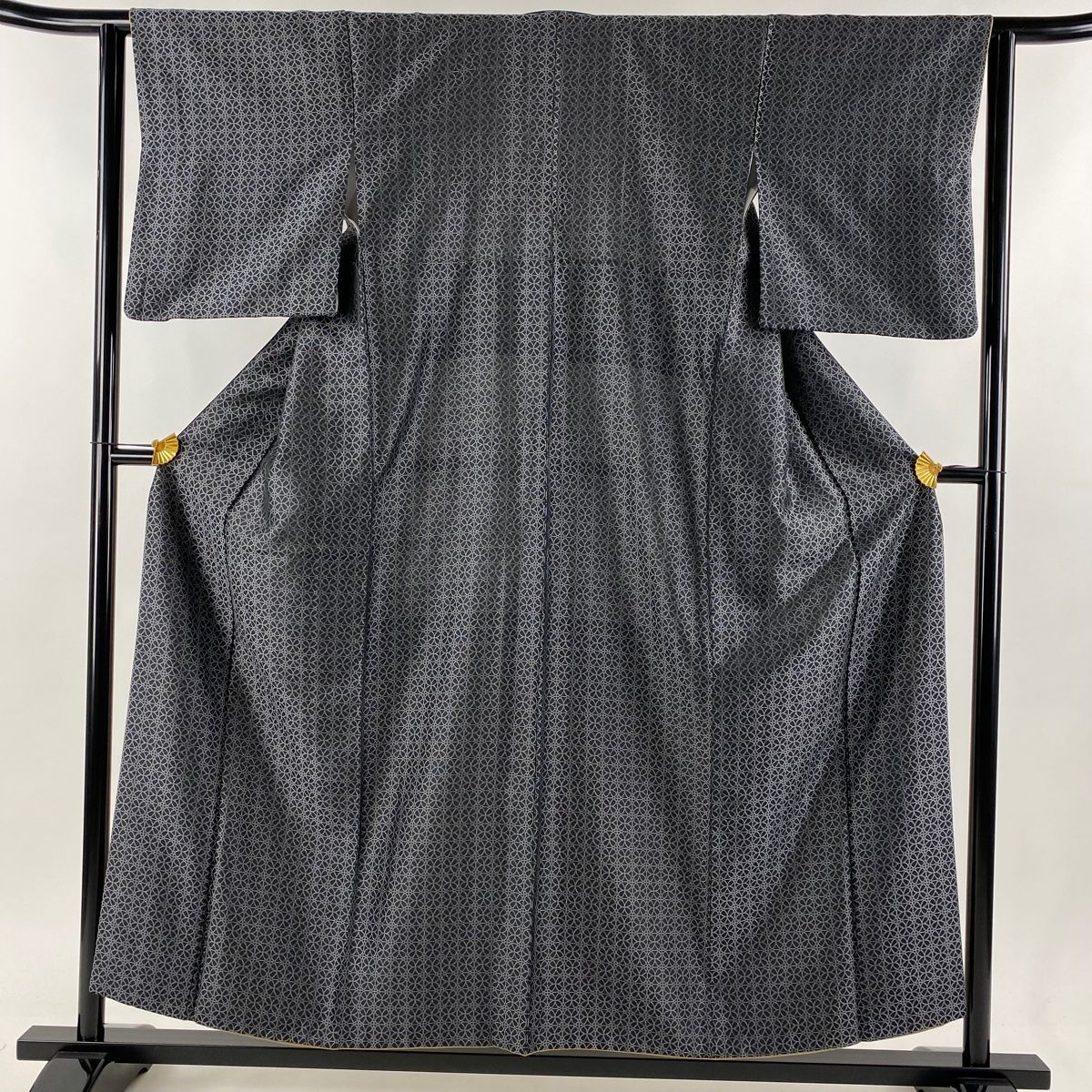 お召 身丈155cm 裄丈62.5cm S 袷 幾何学 花 黒灰 正絹 秀品