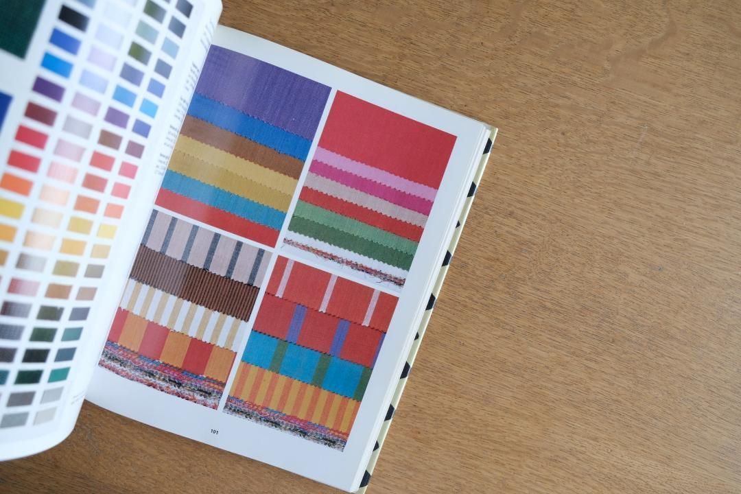 アレキサンダー ジラルド ハーマンミラー 作品集 USTAUSTRALIA_COM_AU