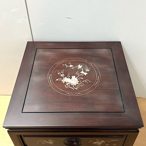 引取 アンティーク調 彫刻入りサイドテーブル 飾り台 引き出し付き 和モダン ●107883