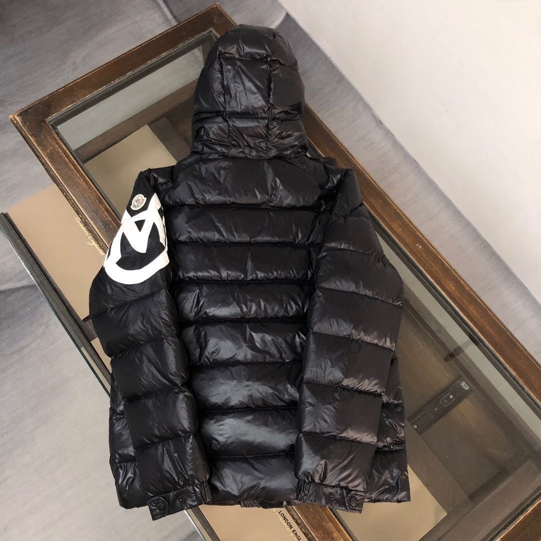 MONCLER モンクレール ダウンジャケット｜本日限定特価｜新品未