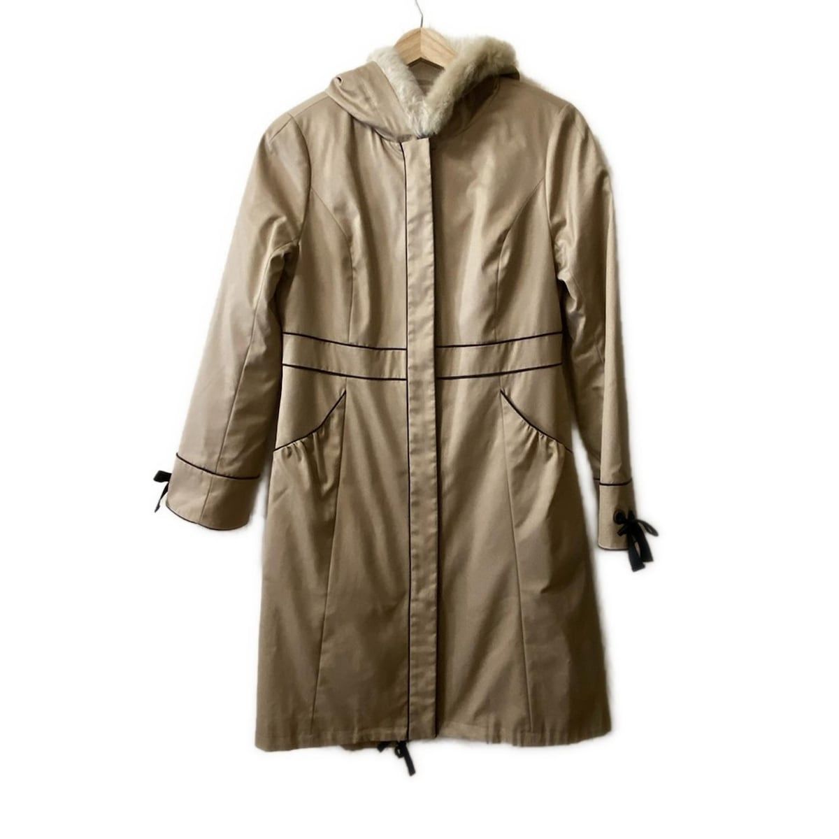 TOCCA トッカ コート サイズ4 S レディース - アイボリー 長袖 フェイクファー ジップアップ 秋 冬